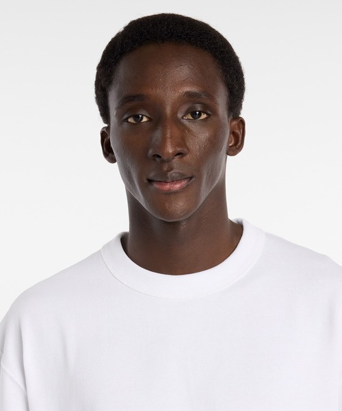 NEW BALANCE（ニューバランス）の「NB GREY プレミアムTシャツ（Tシャツ/カットソー・メンズ・ホワイト/ブラック/ダークブラック・X-LARGE/LARGE/MEDIUM/SMALL/XX-LARGE）」の17枚目の写真
