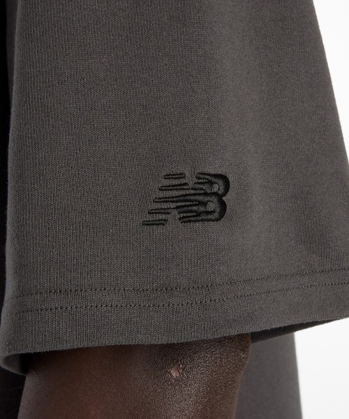 NEW BALANCE（ニューバランス）の「NB GREY プレミアムTシャツ（Tシャツ/カットソー・メンズ・ホワイト/ブラック/ダークブラック・X-LARGE/LARGE/MEDIUM/SMALL/XX-LARGE）」の6枚目の写真