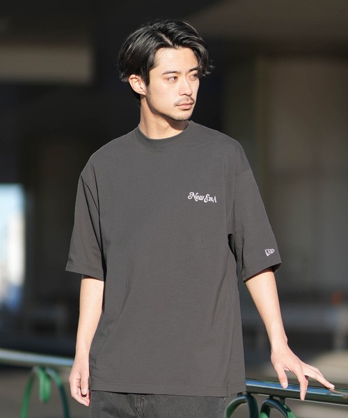 NEW ERA(ニューエラ)の「NEW ERA/ニューエラ 半袖Tシャツ メンズ SS OS CT TEEO ARCHIVE GRA 14856672(Tシャツ/カットソー・メンズ・ダークグレー・L/XXL/XL/M)」の4枚目の写真