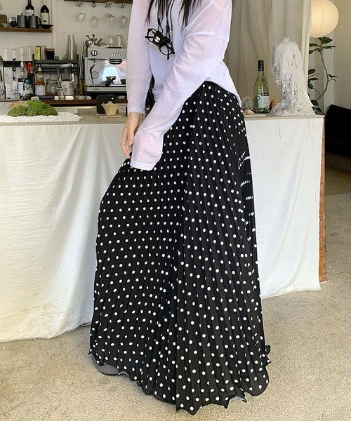 Doula Doula（ドゥーラドゥーラ）の「プリントプリーツロングスカート（スカート・レディース・ベージュ/ブラック・FREE）」の12枚目の写真
