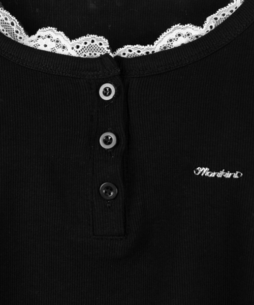 me+em select(ミームセレクト)の「【 3color 】ヘンリーネックロゴプレートレースリブトップス / henley neck logo plate lace ribbed tops ※※(Tシャツ/カットソー・レディース・ブラック/ホワイト/ピンク・FREE)」の4枚目の写真
