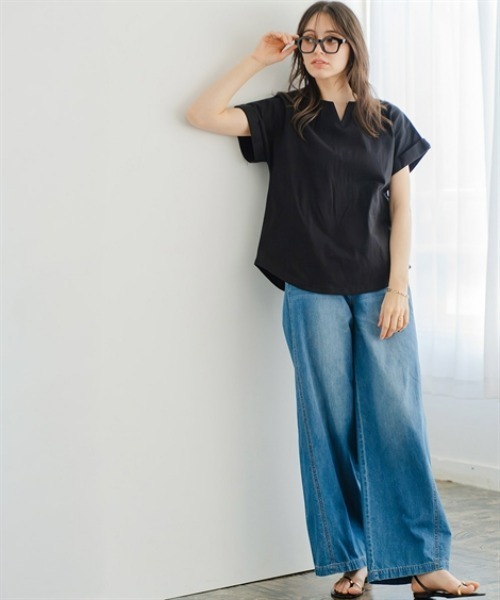 Maison INNESS(メゾンアイネス)の「綿100%バスクキーネックフレンチスリーブプルオーバー(Tシャツ/カットソー・レディース・モカ/チャコールグレー/ブラック・M/S/5L/4L/3L/LL/L)」の16枚目の写真