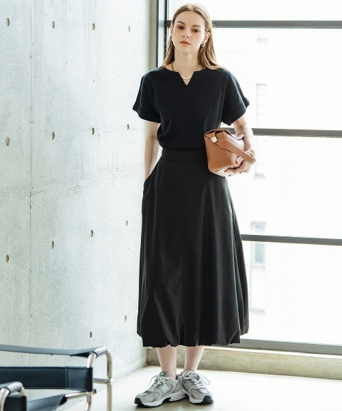 Maison INNESS(メゾンアイネス)の「綿100%バスクキーネックフレンチスリーブプルオーバー(Tシャツ/カットソー・レディース・モカ/チャコールグレー/ブラック・M/S/5L/4L/3L/LL/L)」の22枚目の写真