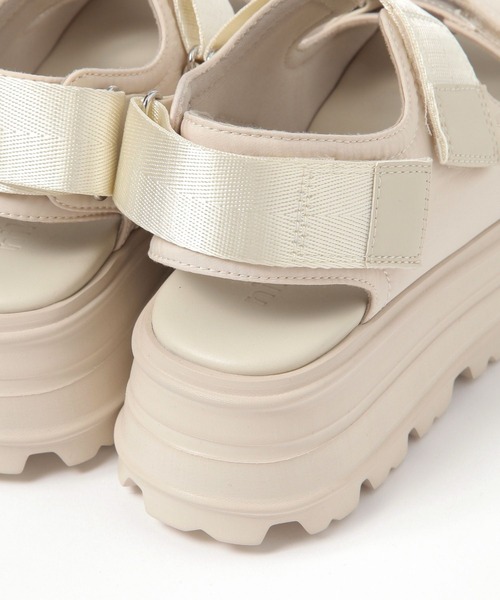 niko and...（ニコアンド）の「厚底コンビサンダル（サンダル・レディース・アイボリー/ブラック/レッド・SMALL/LARGE/MEDIUM）」の20枚目の写真