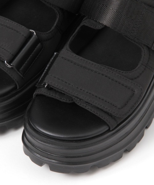 niko and...（ニコアンド）の「厚底コンビサンダル（サンダル・レディース・アイボリー/ブラック/レッド・SMALL/LARGE/MEDIUM）」の13枚目の写真