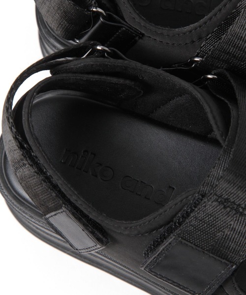 niko and...（ニコアンド）の「厚底コンビサンダル（サンダル・レディース・アイボリー/ブラック/レッド・SMALL/LARGE/MEDIUM）」の16枚目の写真