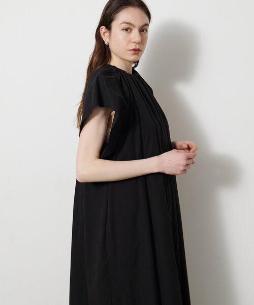 Whim Gazette(ウィムガゼット)の「ギャザータイプライターワンピース(ワンピース・レディース・ブラック/ベージュ・FREE)」の9枚目の写真