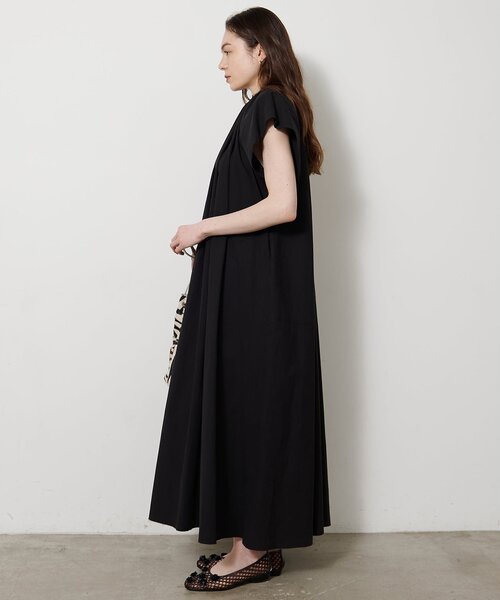 Whim Gazette(ウィムガゼット)の「ギャザータイプライターワンピース(ワンピース・レディース・ブラック/ベージュ・FREE)」の6枚目の写真