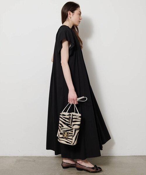 Whim Gazette(ウィムガゼット)の「ギャザータイプライターワンピース(ワンピース・レディース・ブラック/ベージュ・FREE)」の10枚目の写真