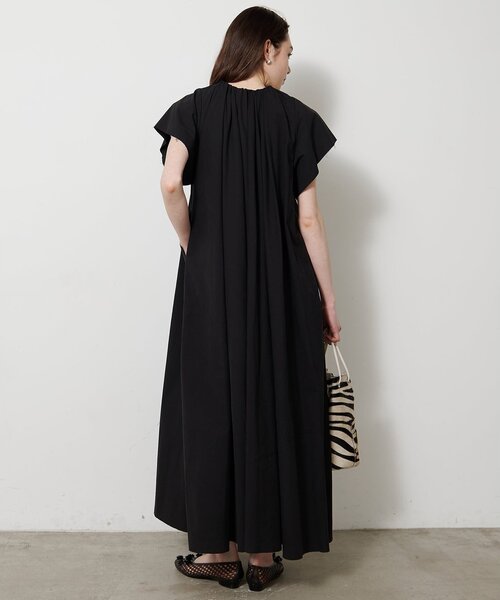 Whim Gazette(ウィムガゼット)の「ギャザータイプライターワンピース(ワンピース・レディース・ブラック/ベージュ・FREE)」の7枚目の写真