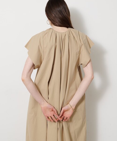 Whim Gazette(ウィムガゼット)の「ギャザータイプライターワンピース(ワンピース・レディース・ブラック/ベージュ・FREE)」の18枚目の写真