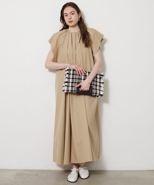 Whim Gazette(ウィムガゼット)の「ギャザータイプライターワンピース(ワンピース・レディース・ブラック/ベージュ・FREE)」の13枚目の写真