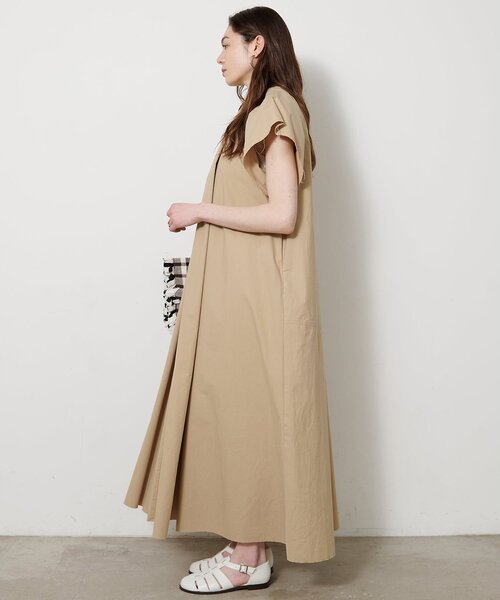 Whim Gazette(ウィムガゼット)の「ギャザータイプライターワンピース(ワンピース・レディース・ブラック/ベージュ・FREE)」の16枚目の写真