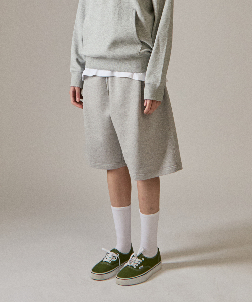 BASIC HOUSE(ベーシックハウス)の「UNI バミューダ ワイド ワンタック 特別綿 6部 ショートパンツ メランジグレー(その他パンツ・メンズ・ミックスグレー・30inch/34inch/36inch/28inch/32inch)」の5枚目の写真