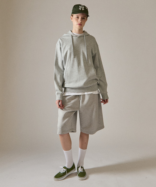 BASIC HOUSE(ベーシックハウス)の「UNI バミューダ ワイド ワンタック 特別綿 6部 ショートパンツ メランジグレー(その他パンツ・メンズ・ミックスグレー・30inch/34inch/36inch/28inch/32inch)」の11枚目の写真