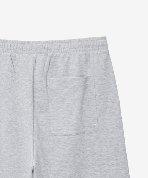 BASIC HOUSE(ベーシックハウス)の「UNI バミューダ ワイド ワンタック 特別綿 6部 ショートパンツ メランジグレー(その他パンツ・メンズ・ミックスグレー・30inch/34inch/36inch/28inch/32inch)」の15枚目の写真