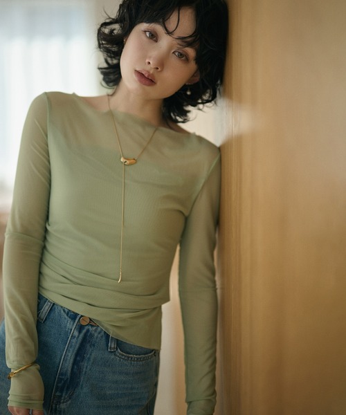 LAULEN(ローレン)の「boat neck sheer drape tops /ボートネックシアードレープ長袖トップス(Tシャツ/カットソー・レディース・アイボリー/ライトグリーン/ブルー・FREE)」の1枚目の写真