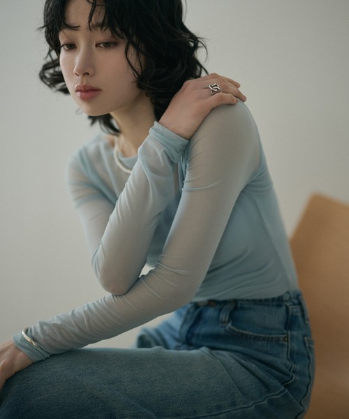 LAULEN(ローレン)の「boat neck sheer drape tops /ボートネックシアードレープ長袖トップス(Tシャツ/カットソー・レディース・アイボリー/ライトグリーン/ブルー・FREE)」の6枚目の写真