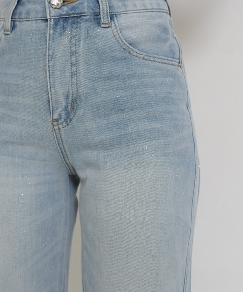 MISCH MASCH(ミッシュマッシュ)の「WEB限定 2026春夏新作 きらめきラメ入り美脚デニムパンツ(デニムパンツ・レディース・ブルー・M/S)」の6枚目の写真