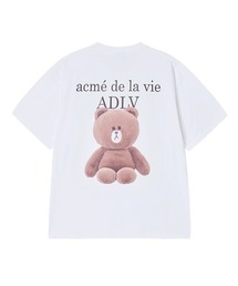 acme de la vie（アクメドラビ）の「【日本未発売/WEB限定】acme de la vie(アクメドラビ)/ラインフレンズ コラボ ベーシック ロゴ Tシャツ 半袖 クルーネック/BASIC LOGO WITH LINE FRIENDS SHORT SLEEVE T-SHIRT（Tシャツ/カットソー）」