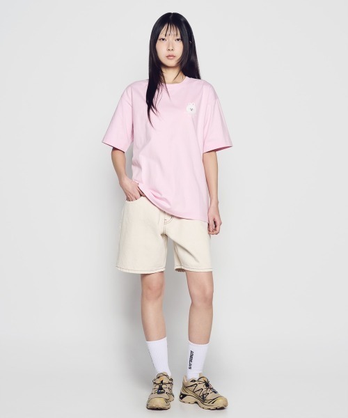 acme de la vie(アクメドラビ)の「【日本未発売/WEB限定】acme de la vie(アクメドラビ)/ラインフレンズ コラボ ベーシック ロゴ Tシャツ 半袖 クルーネック/BASIC LOGO WITH LINE FRIENDS SHORT SLEEVE T-SHIRT(Tシャツ/カットソー・レディース・ホワイト/ブラック/ライトピンク・M/L)」の6枚目の写真