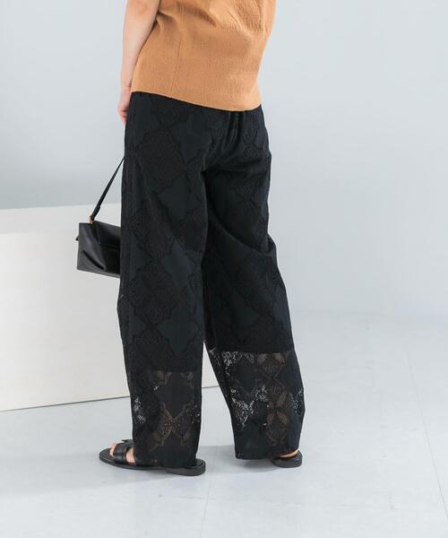 URBAN RESEARCH ROSSO WOMEN(アーバンリサーチ ロッソ)の「パネルレースストレートイージーパンツ(その他パンツ・レディース・ブラック/ホワイト・FREE)」の13枚目の写真