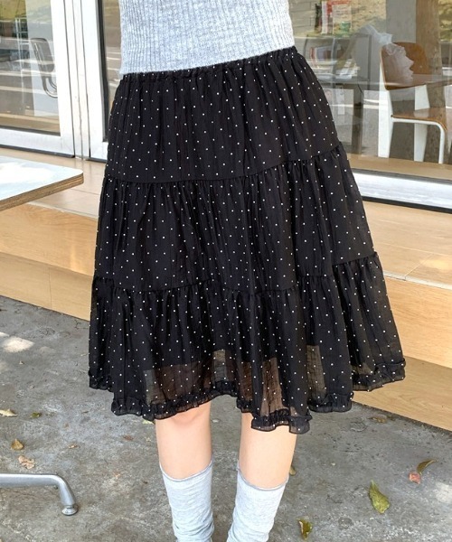 Vipoa(ヴィポア)の「Polka Dot Frill Midi Skirt(スカート・レディース・ブラック/ホワイト・FREE)」の1枚目の写真