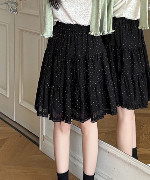 Vipoa(ヴィポア)の「Polka Dot Frill Midi Skirt(スカート・レディース・ブラック/ホワイト・FREE)」の15枚目の写真
