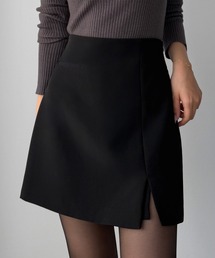 Louere（ルエレ）の「スリットミニスカート(インパン付き)（スカート）」