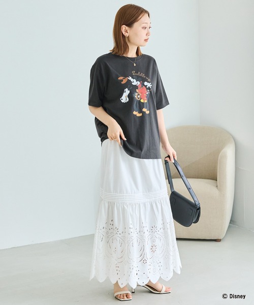 Disney(ディズニー)の「【Disney】別注 <ミッキー>ウエスタン フロッキーバックロゴTシャツ(Tシャツ/カットソー・レディース・オフホワイト/ブラック・LL/M/5L/4L/3L)」の10枚目の写真