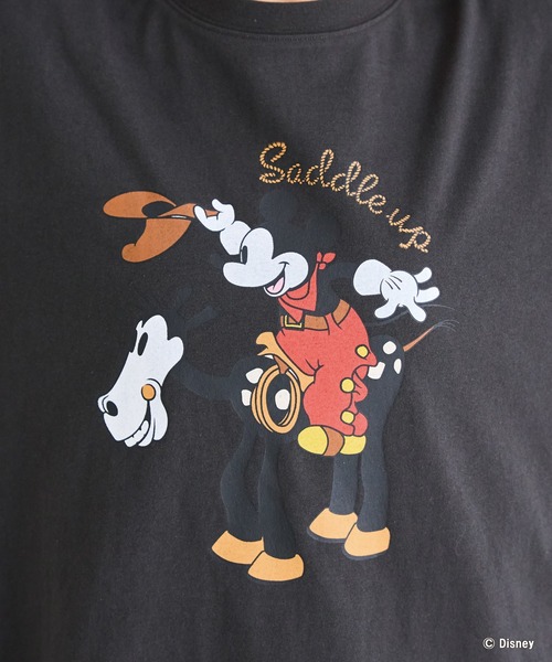 Disney(ディズニー)の「【Disney】別注 <ミッキー>ウエスタン フロッキーバックロゴTシャツ(Tシャツ/カットソー・レディース・オフホワイト/ブラック・LL/M/5L/4L/3L)」の14枚目の写真