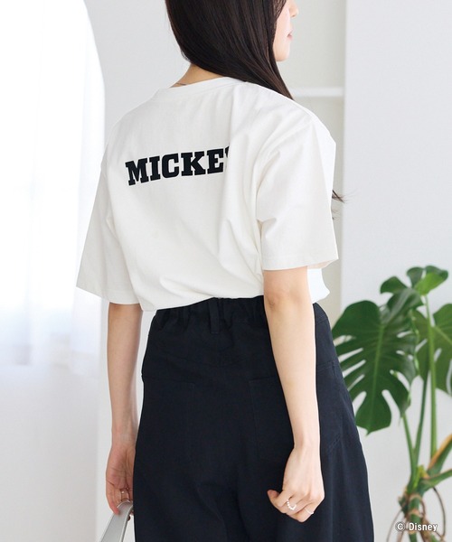 Disney(ディズニー)の「【Disney】別注 <ミッキー>ウエスタン フロッキーバックロゴTシャツ(Tシャツ/カットソー・レディース・オフホワイト/ブラック・LL/M/5L/4L/3L)」の20枚目の写真