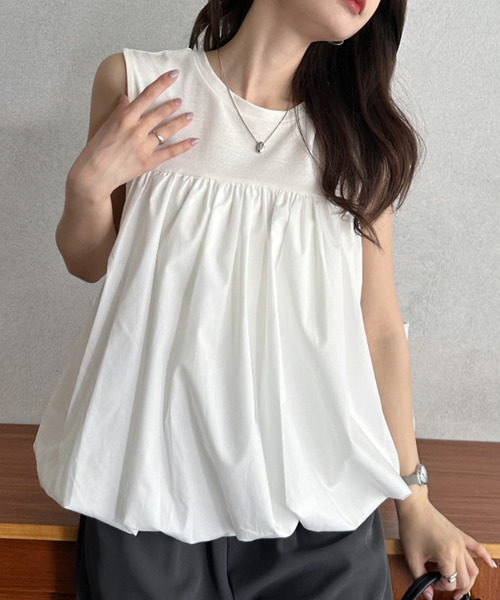 Eclat one（エクラワン）の「【Eclat one】異素材ドッキング 胸元切り替え バルーン ノースリーブ トップス（Tシャツ/カットソー・レディース・モカ/アイボリー/ブラック・M）」の4枚目の写真
