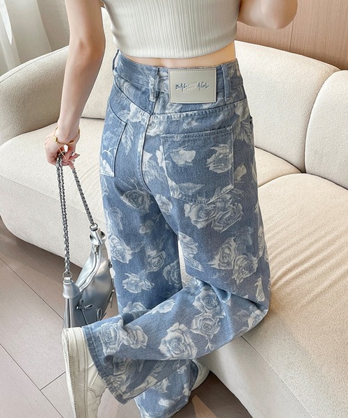 L LABEL（エルラベル）の「ローズプリントセミワイドデニムパンツ（デニムパンツ・レディース・インディゴブルー・S-M/M-L）」の6枚目の写真