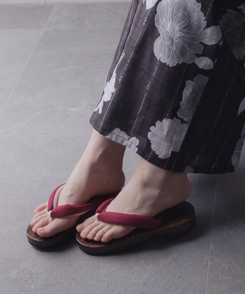 slattgir（スラットジール）の「高身長　下駄（トールサイズ）（和装小物・レディース・マスタード/エンジ・26.0cm）」の8枚目の写真