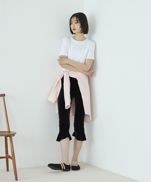 Firsthand(ファーストハンド)の「Firsthand/ファーストハンド レース アップリケ コットンモダールTシャツ(Tシャツ/カットソー・レディース・ブラック/オフホワイト/ネイビー・FREE)」の17枚目の写真