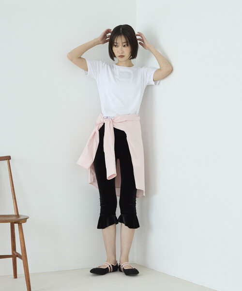 Firsthand(ファーストハンド)の「Firsthand/ファーストハンド レース アップリケ コットンモダールTシャツ(Tシャツ/カットソー・レディース・ブラック/オフホワイト/ネイビー・FREE)」の18枚目の写真