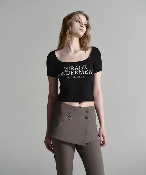 HALF DEVIL US(ハーフデビルアス)の「スクエアネックスリーブTシャツ_ブラック(Tシャツ/カットソー・レディース・その他・FREE)」の14枚目の写真