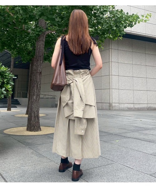 LE CIEL BLEU(ルシェルブルー)の「チェックレイヤードルックスカート / Checked Layered-Look Skirt(スカート・レディース・ベージュ/グレー・34/36/38)」の2枚目の写真