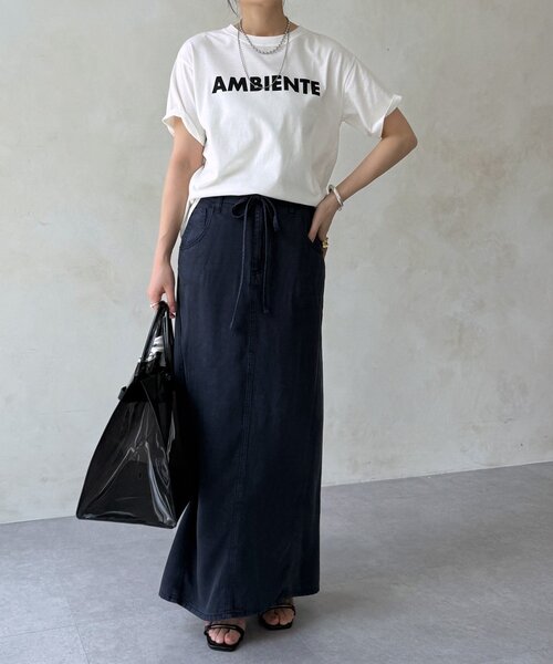 DouDou(ドゥドゥ)の「AMBIENTEロゴTEE(Tシャツ/カットソー・レディース・グレイッシュベージュ/オフホワイト/チャコールグレー・FREE)」の6枚目の写真