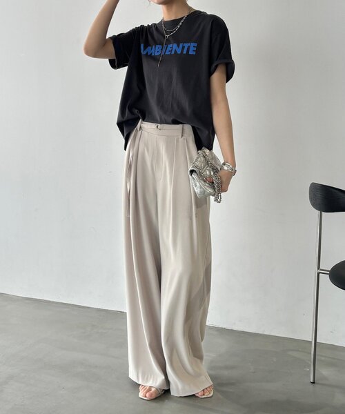 DouDou(ドゥドゥ)の「AMBIENTEロゴTEE(Tシャツ/カットソー・レディース・グレイッシュベージュ/オフホワイト/チャコールグレー・FREE)」の16枚目の写真