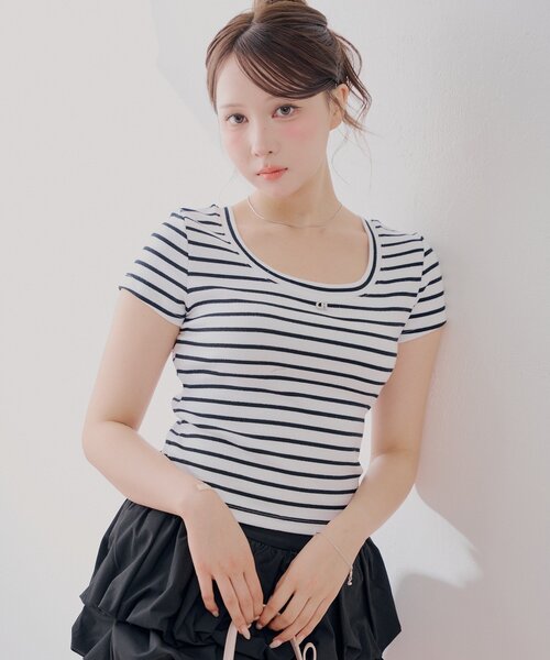 Chico(チコ)の「ロゴプレートチビT(Tシャツ/カットソー・レディース・ホワイト系その他2/ホワイト/ブラック・FREE)」の7枚目の写真