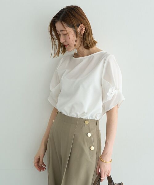 YECCA VECCA(イェッカヴェッカ)の「パールタックスリーブブラウス(シャツ/ブラウス・レディース・チェック/ストライプ/オフホワイト・FREE)」の19枚目の写真