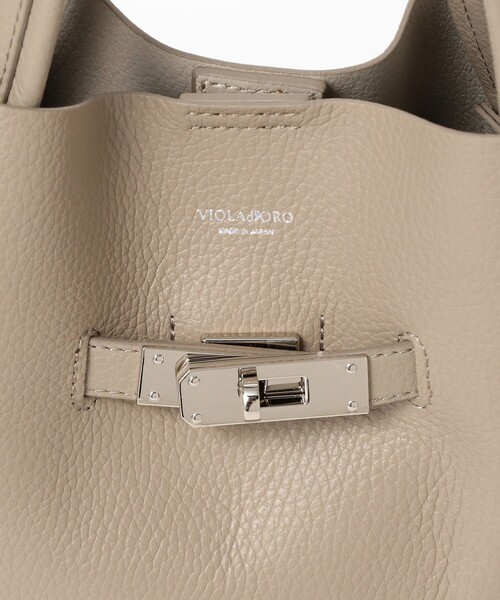 Demi-Luxe BEAMS(デミルクス ビームス)の「【WEB限定】【別注】VIOLAd’ORO / TRERO シュリンク シルバークロア トートバッグ(トートバッグ・レディース・ブラック/ブラウン系その他4・ONE SIZE)」の6枚目の写真