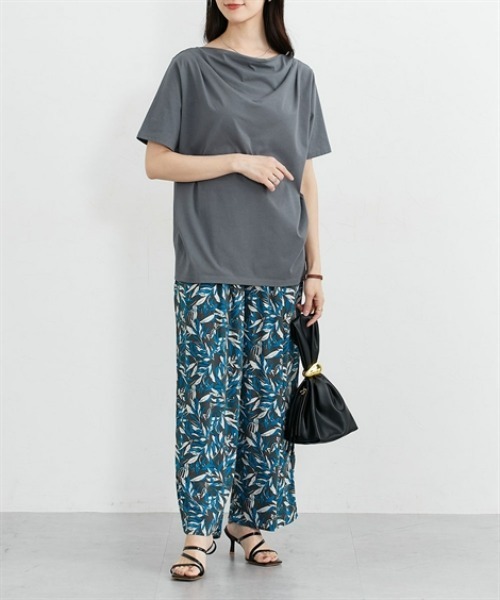 nissen(ニッセン)の「【接触冷感・吸汗速乾】快適素材ドレープトップス(Tシャツ/カットソー・レディース・チャコール/オフホワイト・M/LL/L)」の10枚目の写真