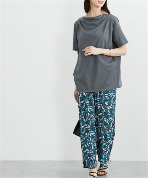 nissen(ニッセン)の「【接触冷感・吸汗速乾】快適素材ドレープトップス(Tシャツ/カットソー・レディース・チャコール/オフホワイト・M/LL/L)」の11枚目の写真