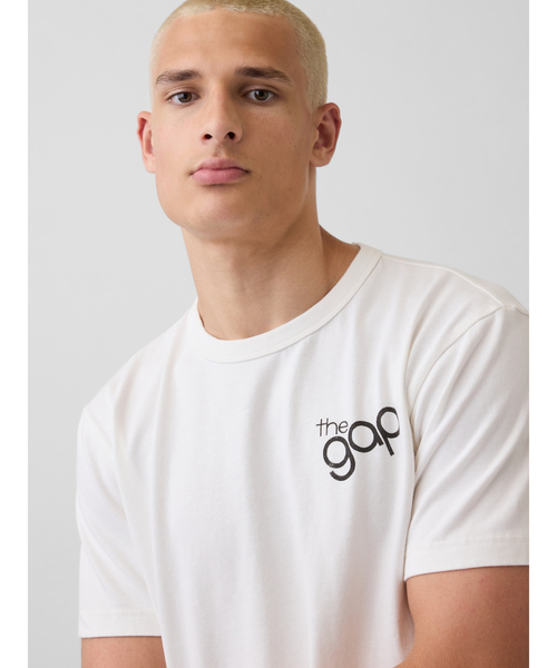 GAP(ギャップ)の「リラックスフィット GAPロゴTシャツ(Tシャツ/カットソー・メンズ・オフホワイト・L/XS/M/S/XL)」の4枚目の写真