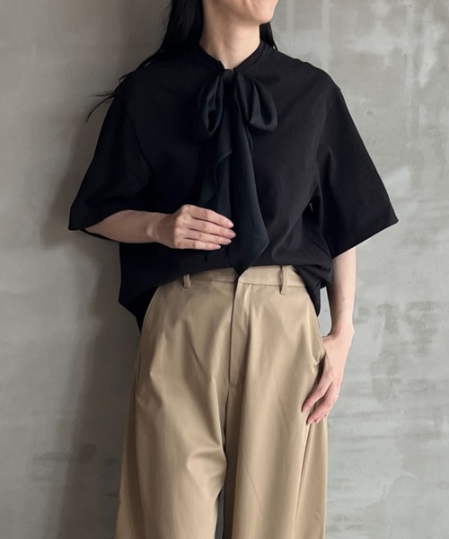 HELIOPOLE(エリオポール)の「ROLL NECK T / ロールネックT(Tシャツ/カットソー・レディース・ホワイト/ブラック・38)」の14枚目の写真