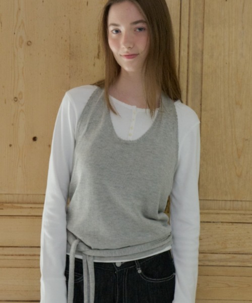 GIUNON(ジウノン)の「holter neck scallop knit / ホルターネックスカラップニット(ニット/セーター・レディース・ミント/グレー/パープル/ネイビー/ホワイト・FREE)」の1枚目の写真