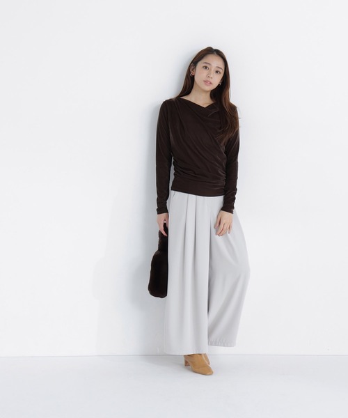 NATURAL BEAUTY BASIC（ナチュラルビューティーベーシック）の「ベロアドレープカットソー（Tシャツ/カットソー・レディース・オフホワイト/ダークブラウン/ブルー系その他・ﾌﾘ-）」の16枚目の写真